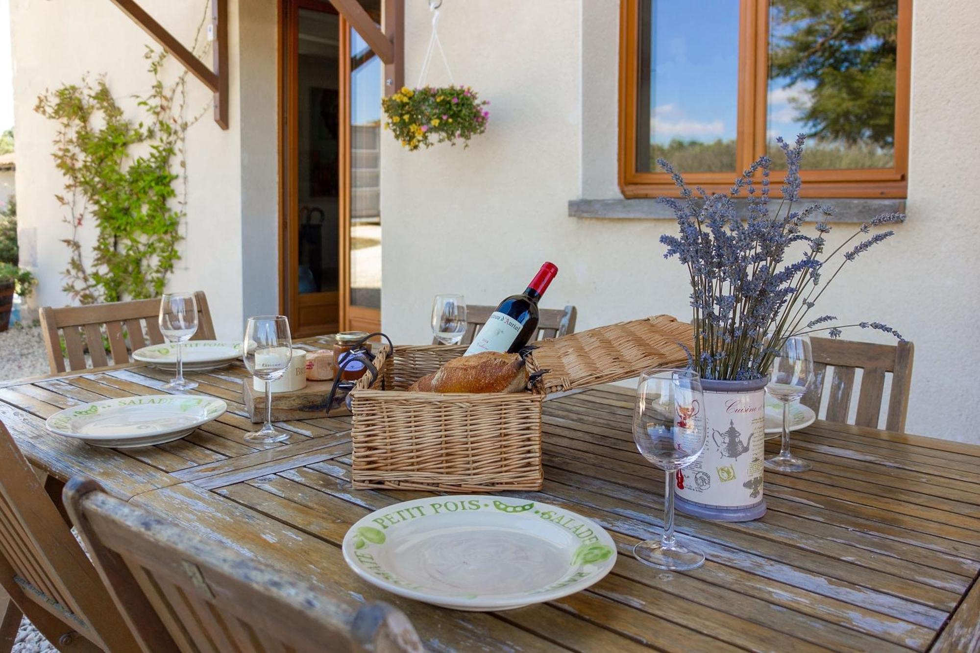 Gite Charbonnaud Laprade  Exterior photo